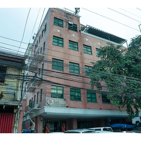 M28 Hotel And Apartments ケソンシティ エクステリア 写真