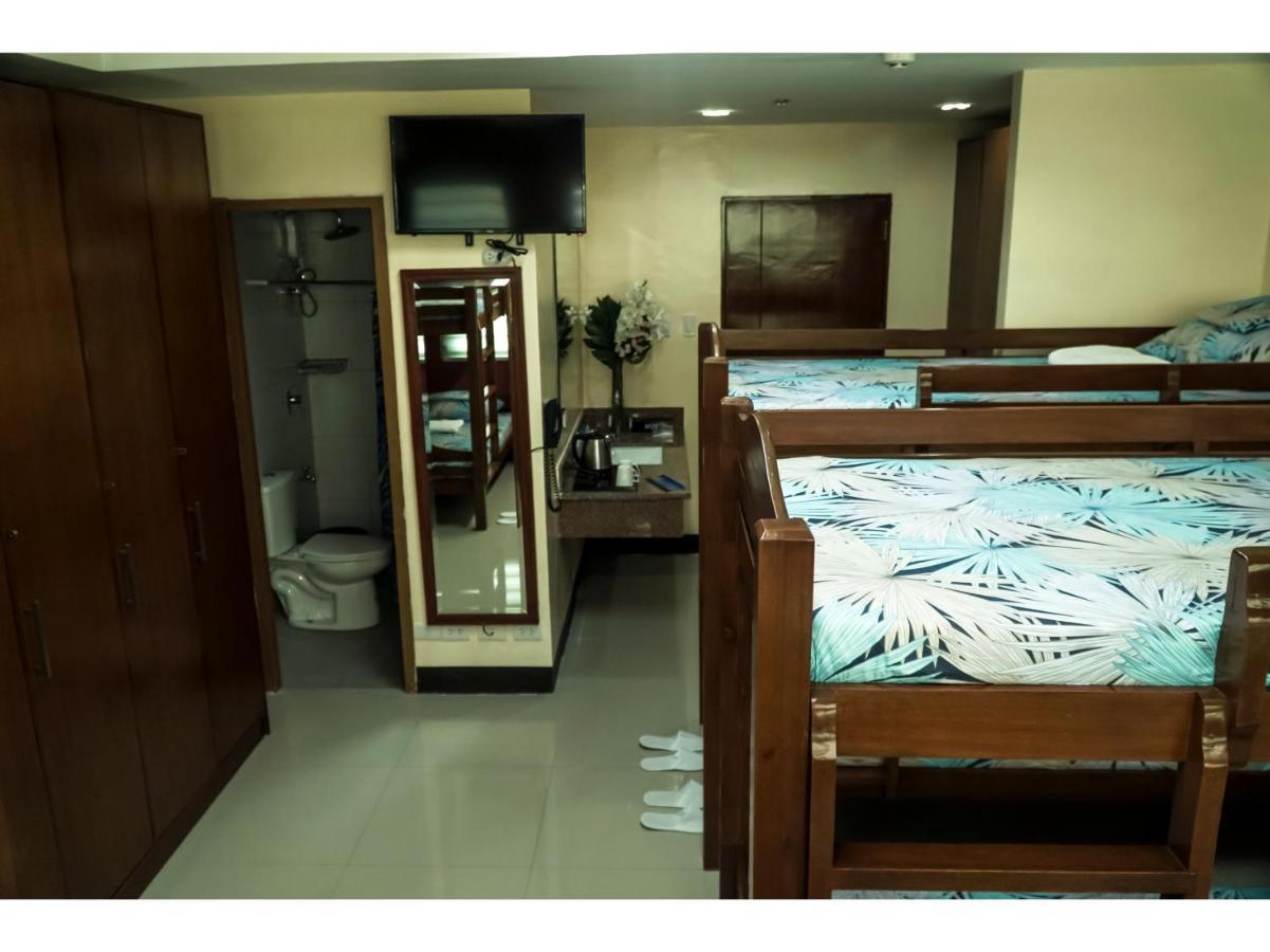 M28 Hotel And Apartments ケソンシティ エクステリア 写真