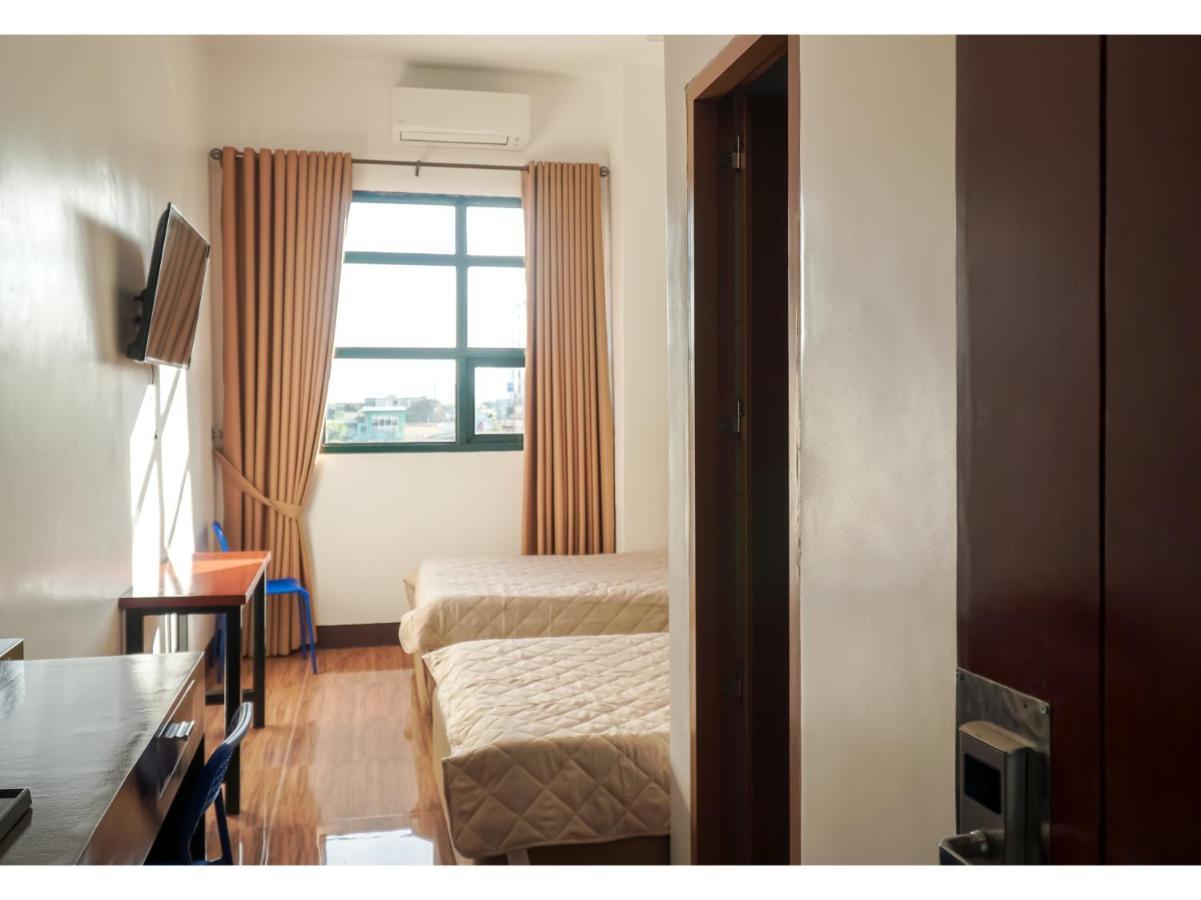 M28 Hotel And Apartments ケソンシティ エクステリア 写真