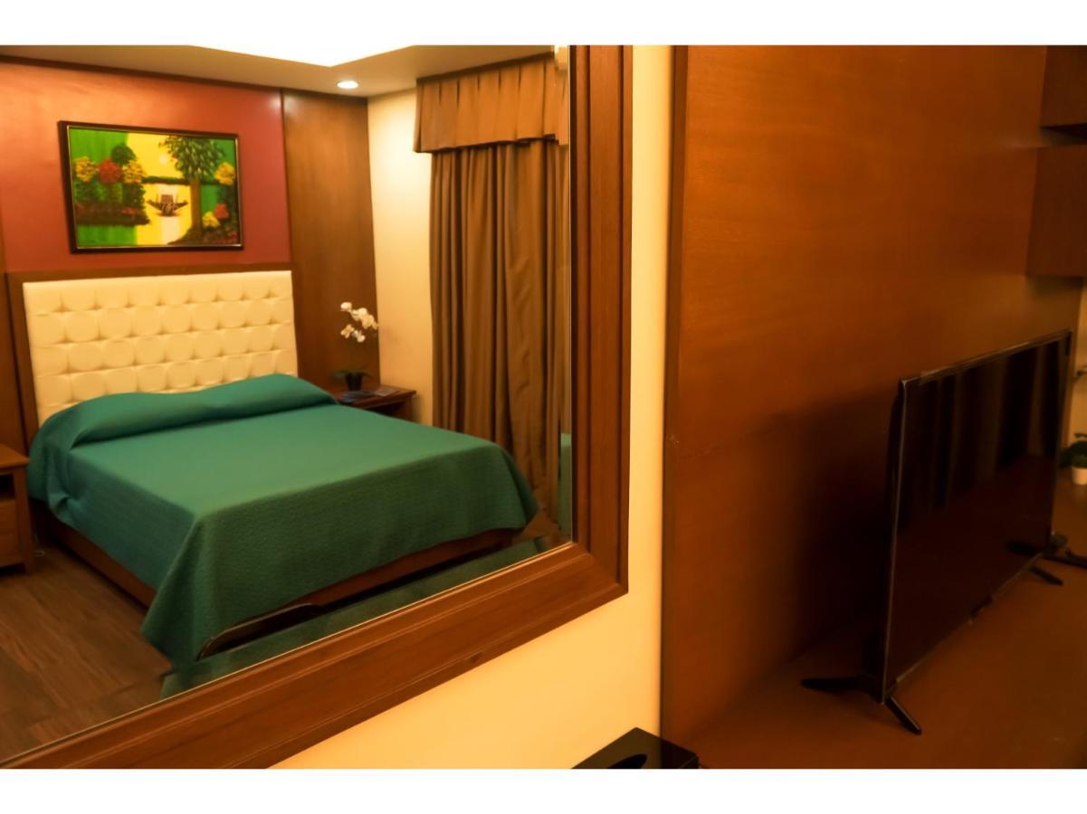 M28 Hotel And Apartments ケソンシティ エクステリア 写真